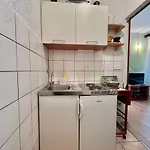 In 45735 شقة *