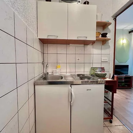 In 45735 Apartment *